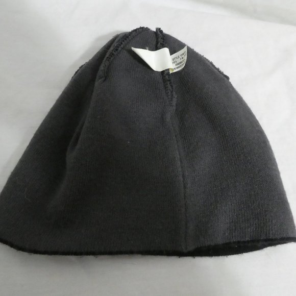 UNDER ARMOUR | men's black beanie / tuque / winter hat - Picture 12 of 12